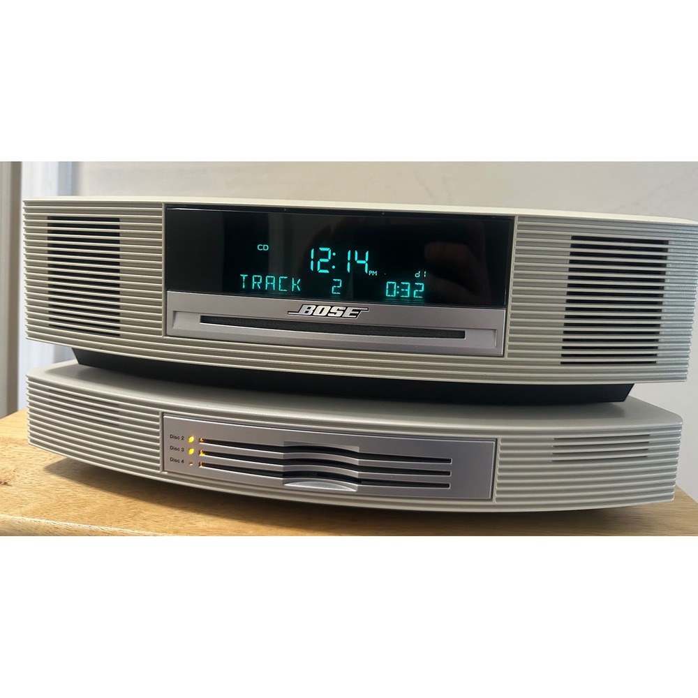 Bose Wave Music System Platinum White with 3-CD Multi-Changer Accessory & Remote